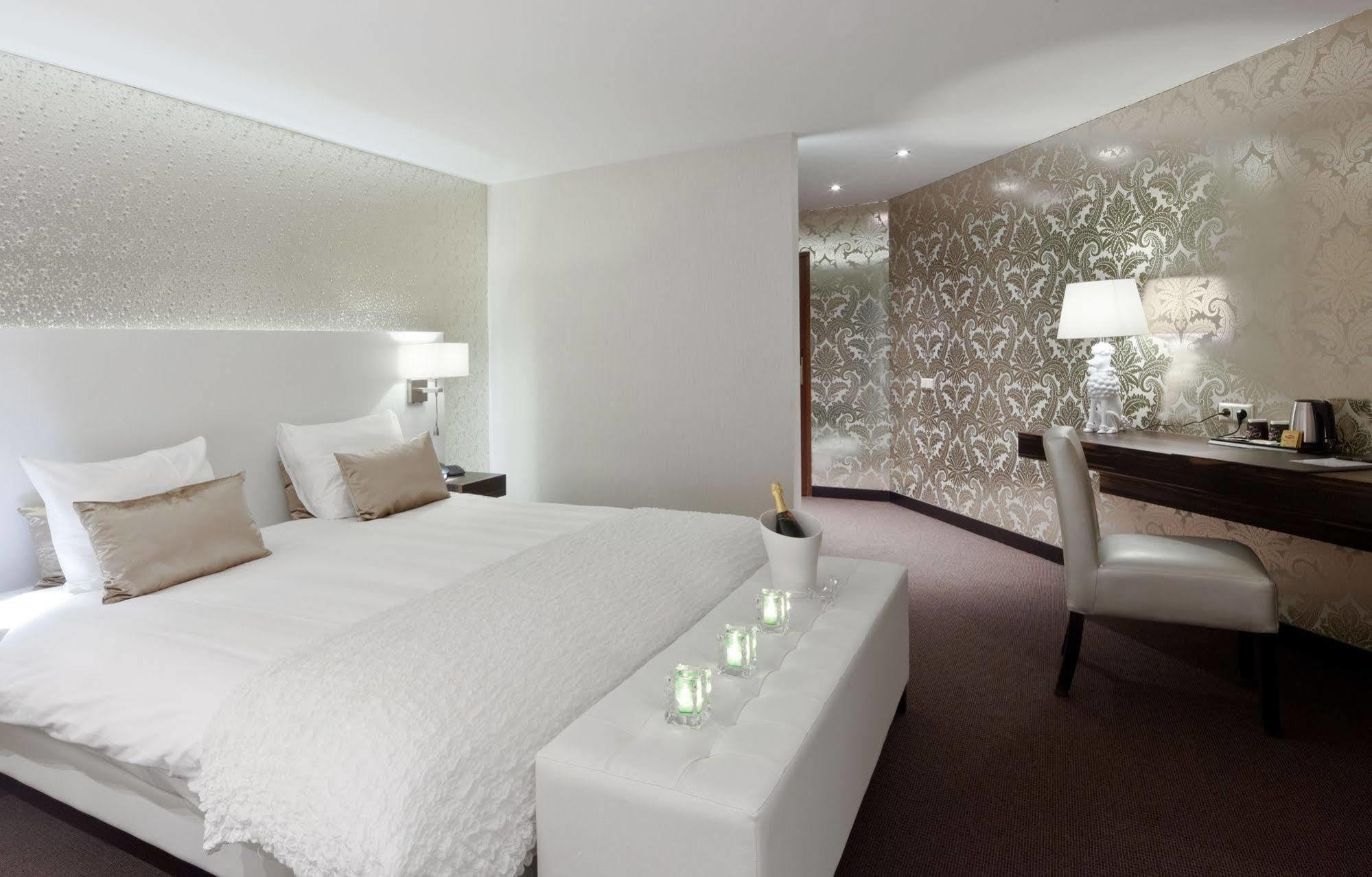 Van Der Valk Hotel Wieringermeer Wieringerwerf Kültér fotó